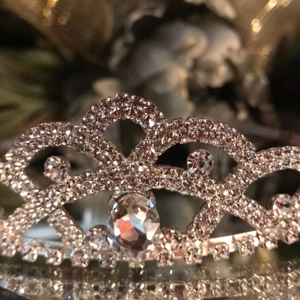 Tiara Crystal Rhinestone Silver (new) - Picture 2 of 7